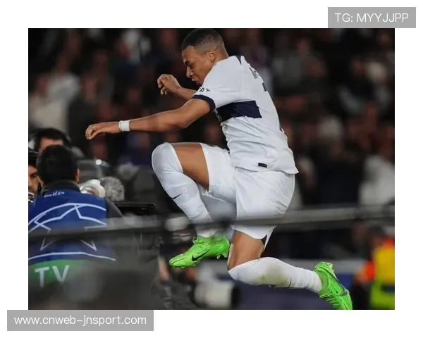 姆巴佩冲击首座欧冠,小组赛表现堪称现象级 姆巴佩冲击首座欧冠,小组赛表现堪称现象级