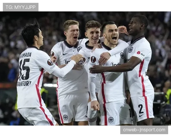 本赛季德甲场均进球数达3.2个，为近十年最高